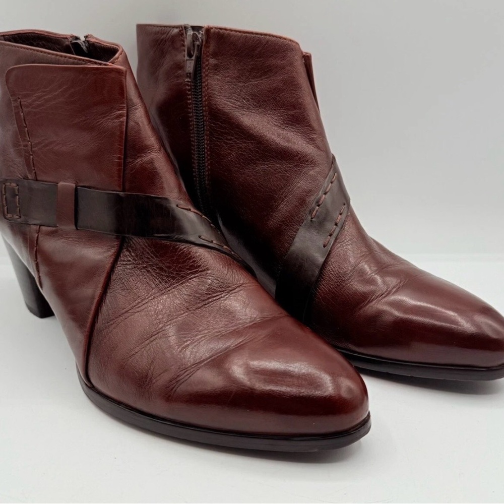 Women’s Everybody BZ Moda Brown Leather ankle high booties heels Size: 9/9.5